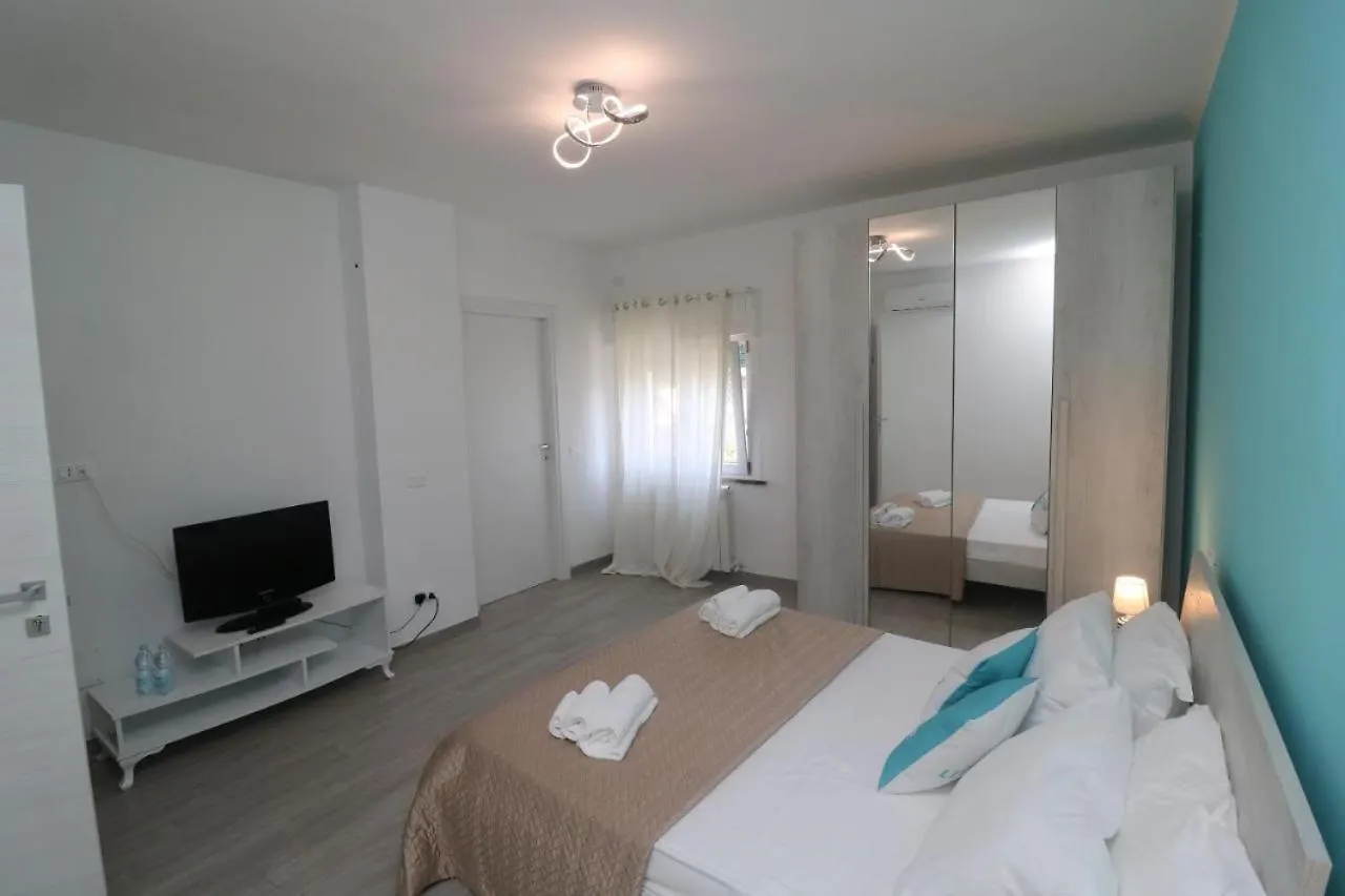 Litoranea 80 Bed & Breakfast Follonica