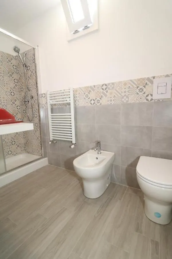 Litoranea 80 Bed & Breakfast Follonica