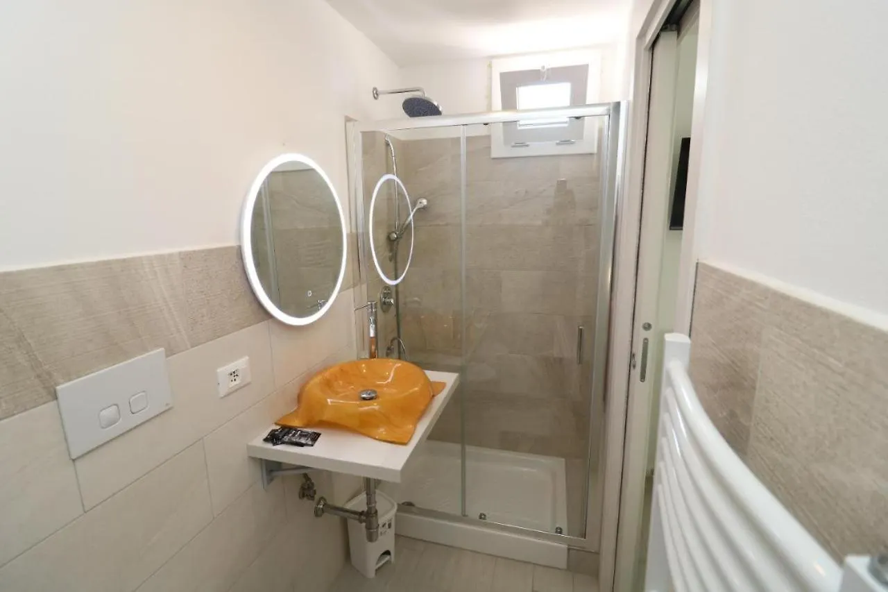 Litoranea 80 Bed & Breakfast Follonica